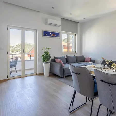 Jakic 1 4* Hvar Town