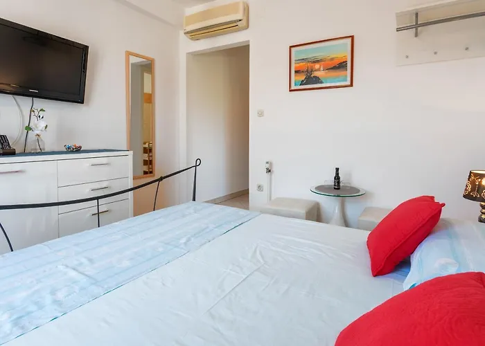 Jakic 1 Guest house 4*